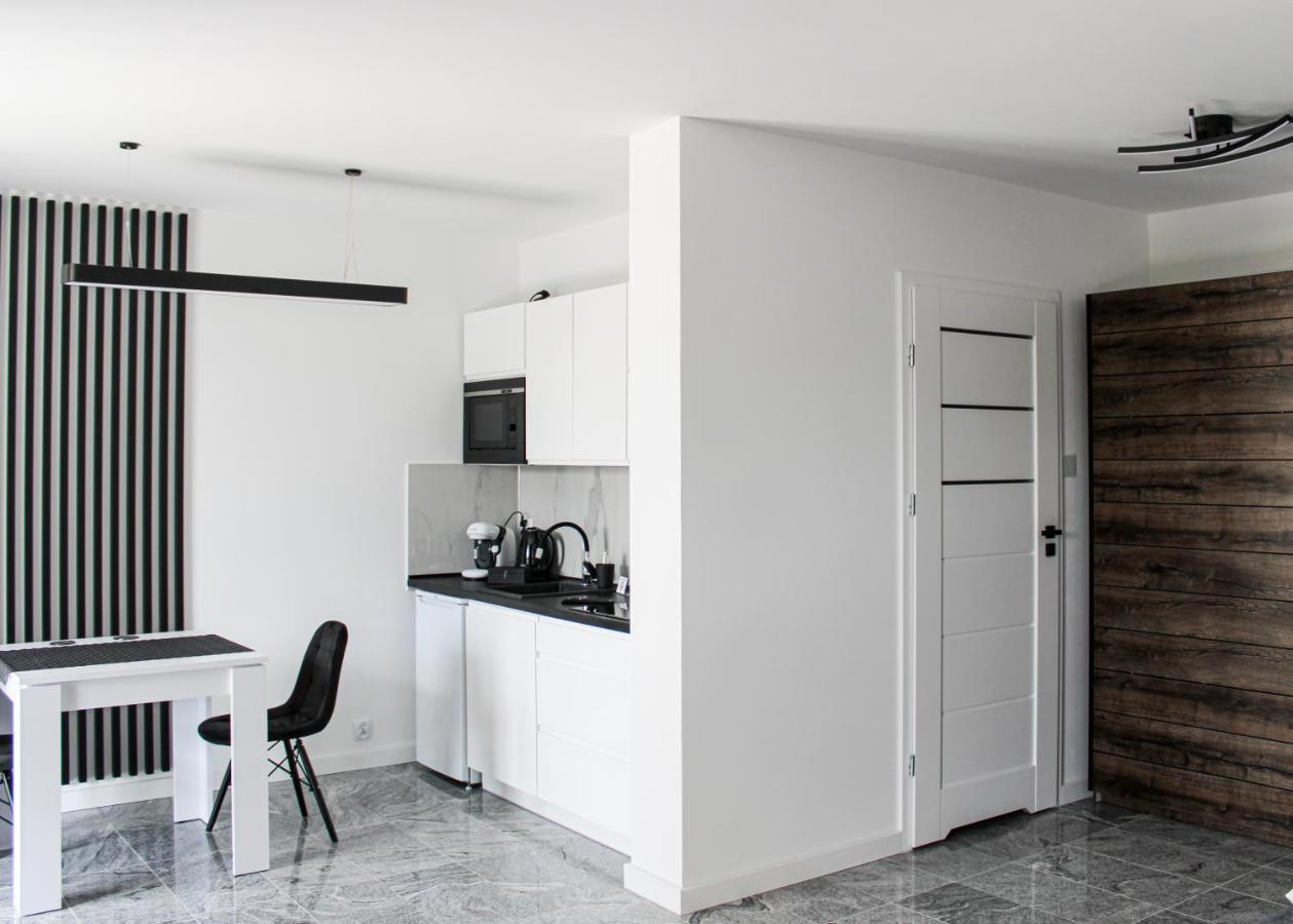 Apartament Black-Niska Z Garazem Podziemnym 키엘체 외부 사진